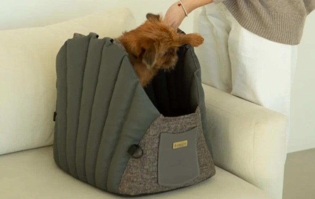 Dog Carrier Purse for Finnish Spitz